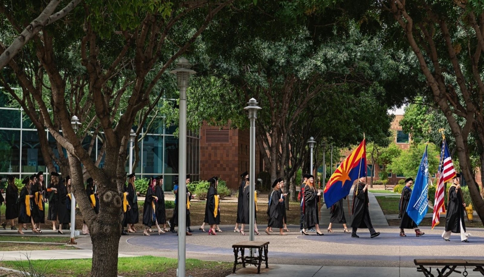 Midwestern University Celebrates Latest Graduates from the College of